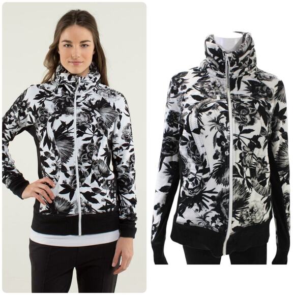 Lululemon Calm & Cozy Jacket Brisk Bloom Black White Cotton Fleece Sz 8 ~ RARE!! - Picture 6 of 16